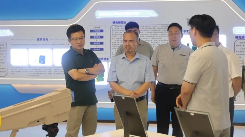 广州赛特智能联合创始人、首席技术官赖志林一行莅临雷神研究院参观交流